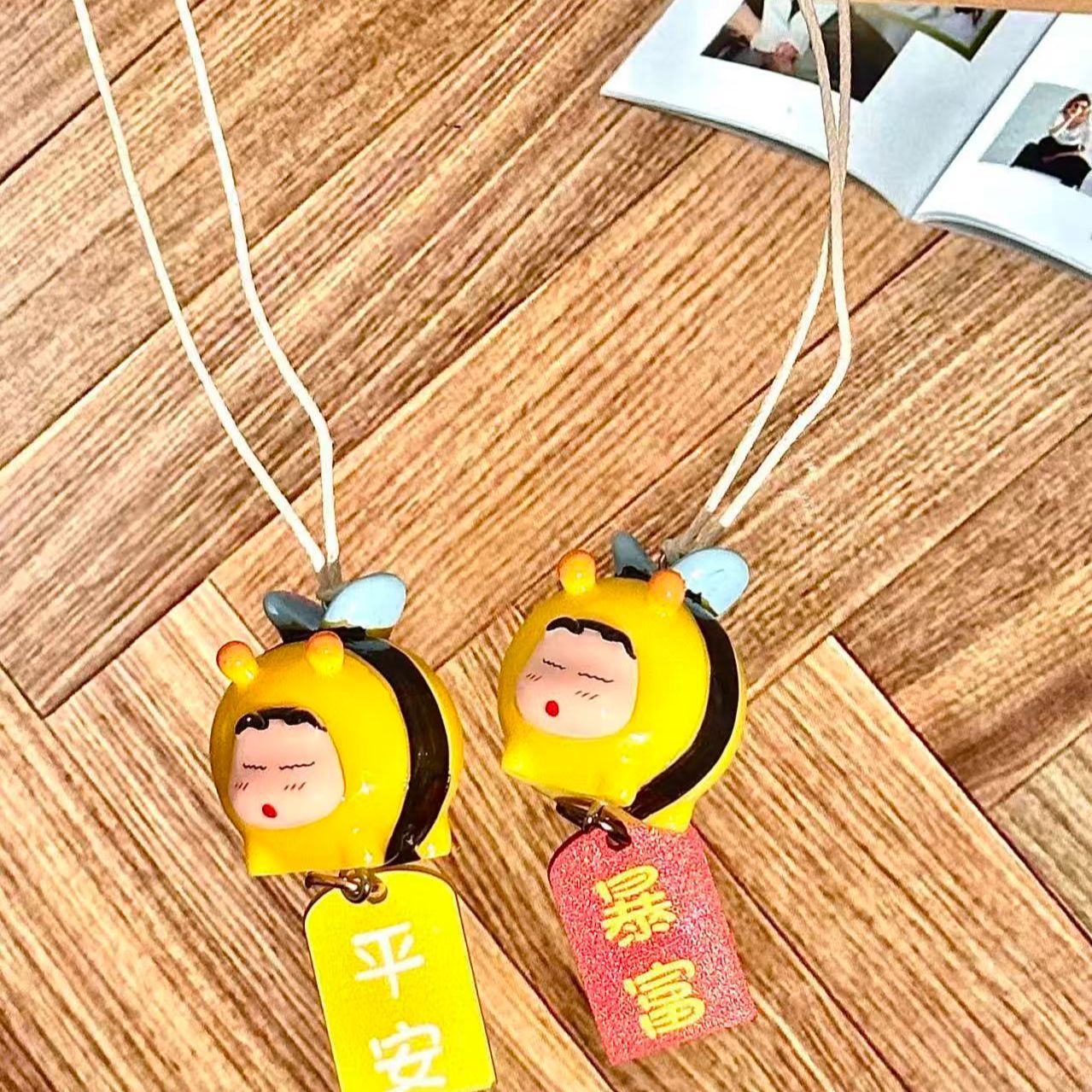 Crayon Shin-chan Bienen-Cospla – Car Accessories Essentials Bewertung und Preis